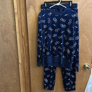 NEW Harry Potter Pajamas med blue white soft
